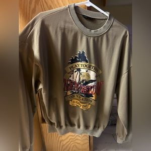 Enjoy Freedom Medium Pullover/Sweater